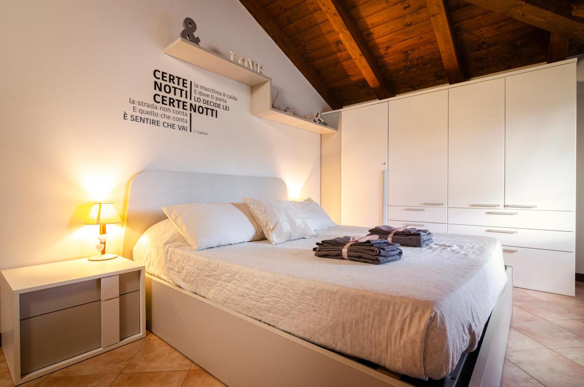 Casa Quarto Di Luna Quarto Inferiore Eksteriør billede